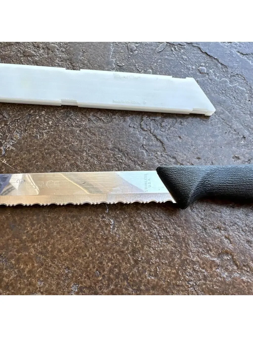 Pampered Chef Serrated Bread Knife Stainless Steel with Protective Sleeve #1285